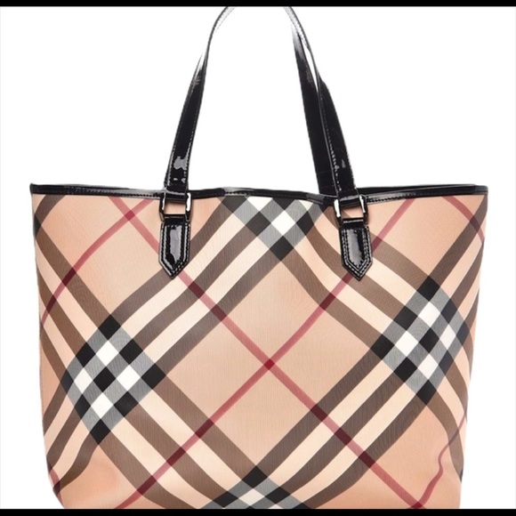 Burberry Handbags - Burberry Giant Nikki Nova Check Tote